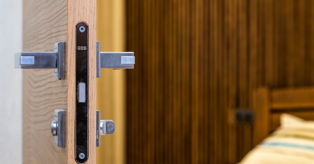 Door Knob & Deadbolt Lock Repair — Tina Locksmith