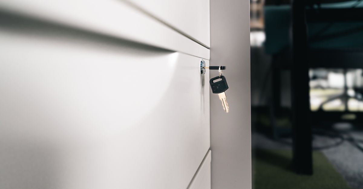 locksmith shop keys — Tina Locksmith
